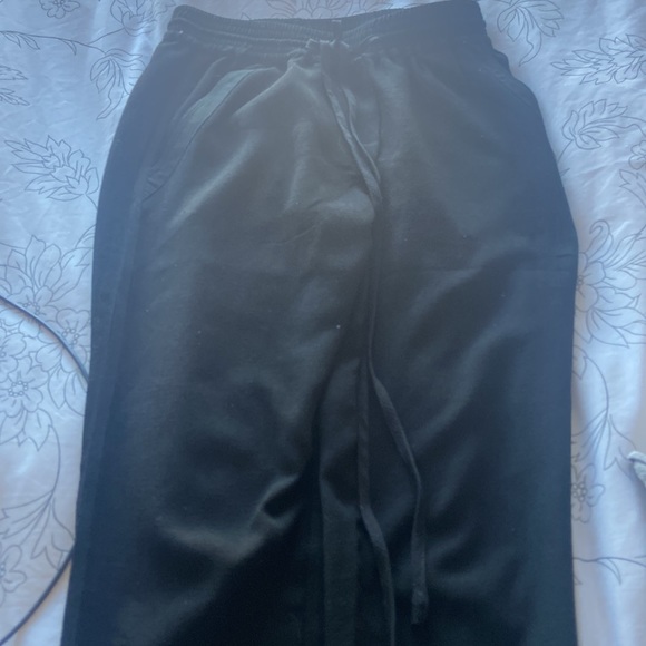 Beautiful black work/outing pants - Picture 3 of 3